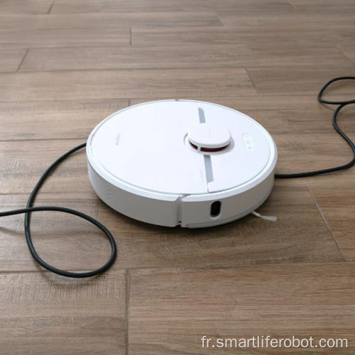 Dreame D9 balayant l&#39;aspirateur de robot smart nettoyant